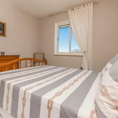 Adriatic 2 Apartment *